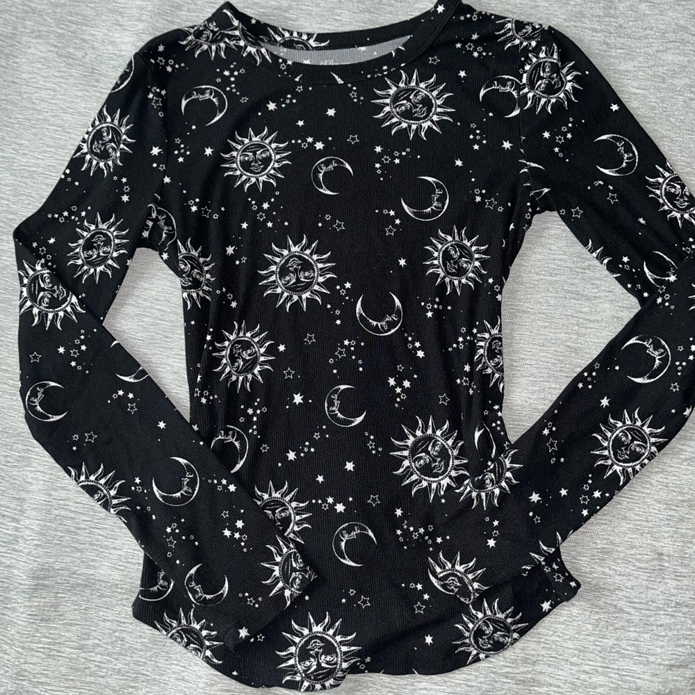 Long sleeve women’s shirt